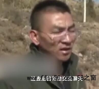 内蒙古男子爬山意外发现隐秘山洞,进入之后被眼前一幕惊住