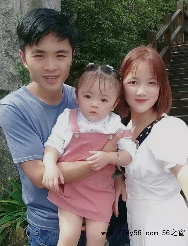 住在外卖箱里的女儿已经长大了