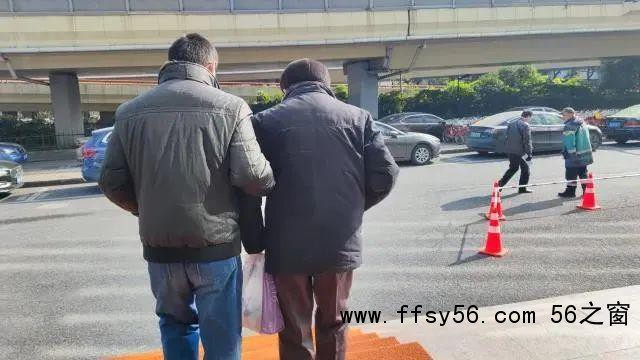 央视：&ldquo;天才译者&rdquo;金晓宇，终于被看见